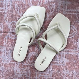 Express Lime Cream / Matcha Green Sandals New with Tags size 8